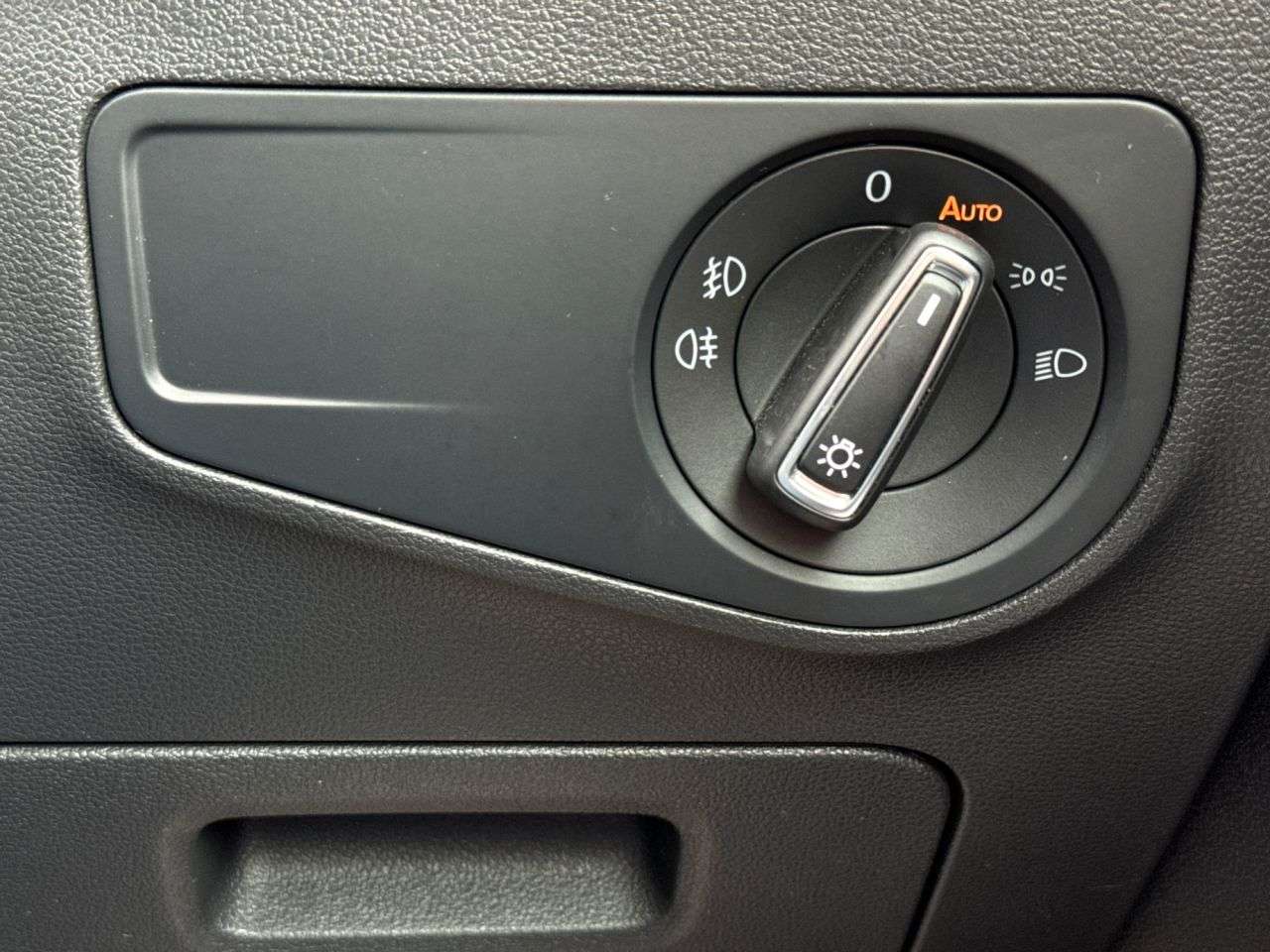 2019 VOLKSWAGEN TIGUAN 2019 VOLKSWAGEN TIGUAN