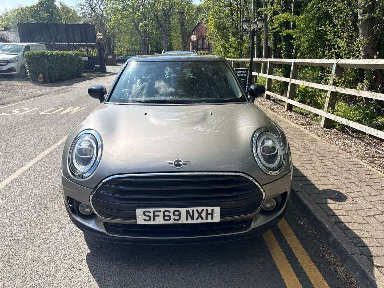 2019 MINI CLUBMAN 2019 MINI CLUBMAN
