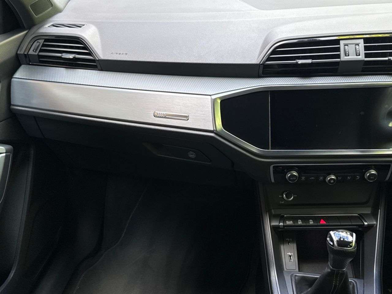 2019 AUDI Q3 2019 AUDI Q3