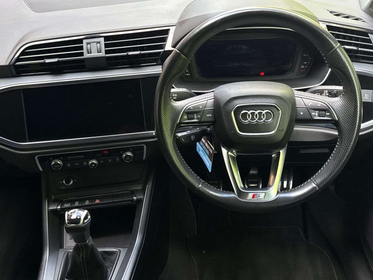2019 AUDI Q3 2019 AUDI Q3