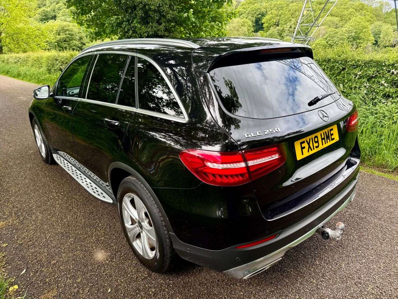 A 2019 MERCEDES-BENZ GLC 2.0 GLC250 Sport SUV 5dr Petrol G-Tronic+ 4MATIC Euro 6 (s/s) (211 ps) + SE A 2019 MERCEDES-BENZ GLC 2.0 GLC250 Sport SUV 5dr Petrol G-Tronic+ 4MATIC Euro 6 (s/s) (211 ps) + SE