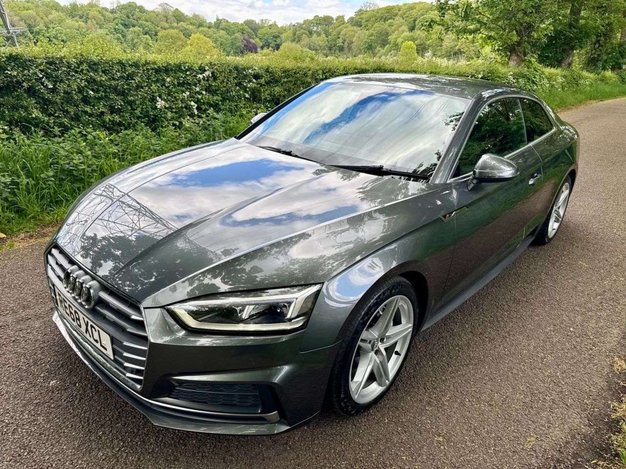 A 2018 AUDI A5 2.0 TDI 40 S line Coupe 2dr Diesel S Tronic quattro Euro 6 (s/s) (190 ps) + A 2018 AUDI A5 2.0 TDI 40 S line Coupe 2dr Diesel S Tronic quattro Euro 6 (s/s) (190 ps) +