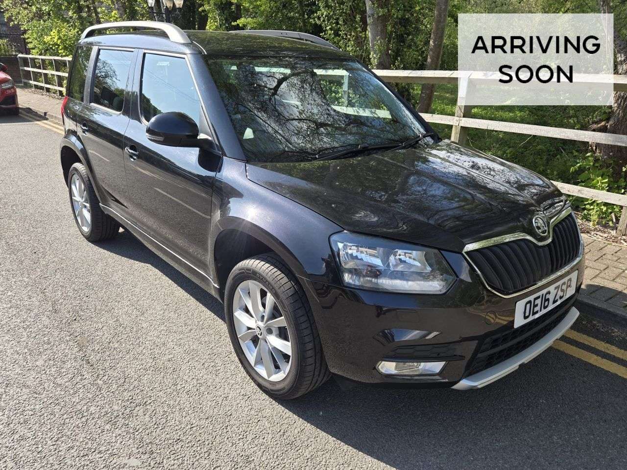 A 2016 SKODA YETI 1.2 TSI SE SUV 5dr Petrol DSG Euro 6 (s/s) (110 ps) A 2016 SKODA YETI 1.2 TSI SE SUV 5dr Petrol DSG Euro 6 (s/s) (110 ps)