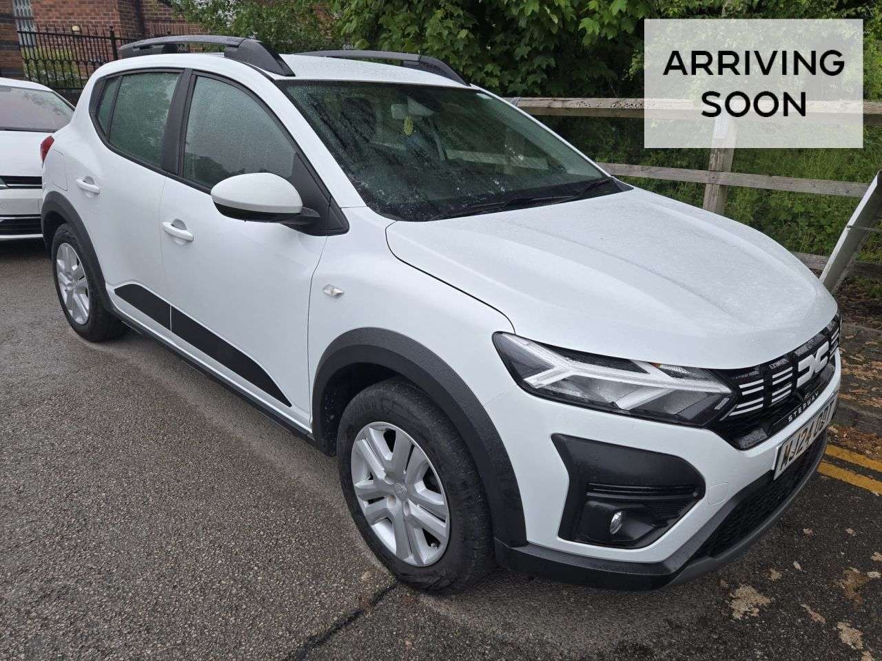 A 2024 DACIA SANDERO STEPWAY 1.0 TCe Expression Hatchback 5dr Petrol Manual Euro 6 (s/s) (90 ps) A 2024 DACIA SANDERO STEPWAY 1.0 TCe Expression Hatchback 5dr Petrol Manual Euro 6 (s/s) (90 ps)
