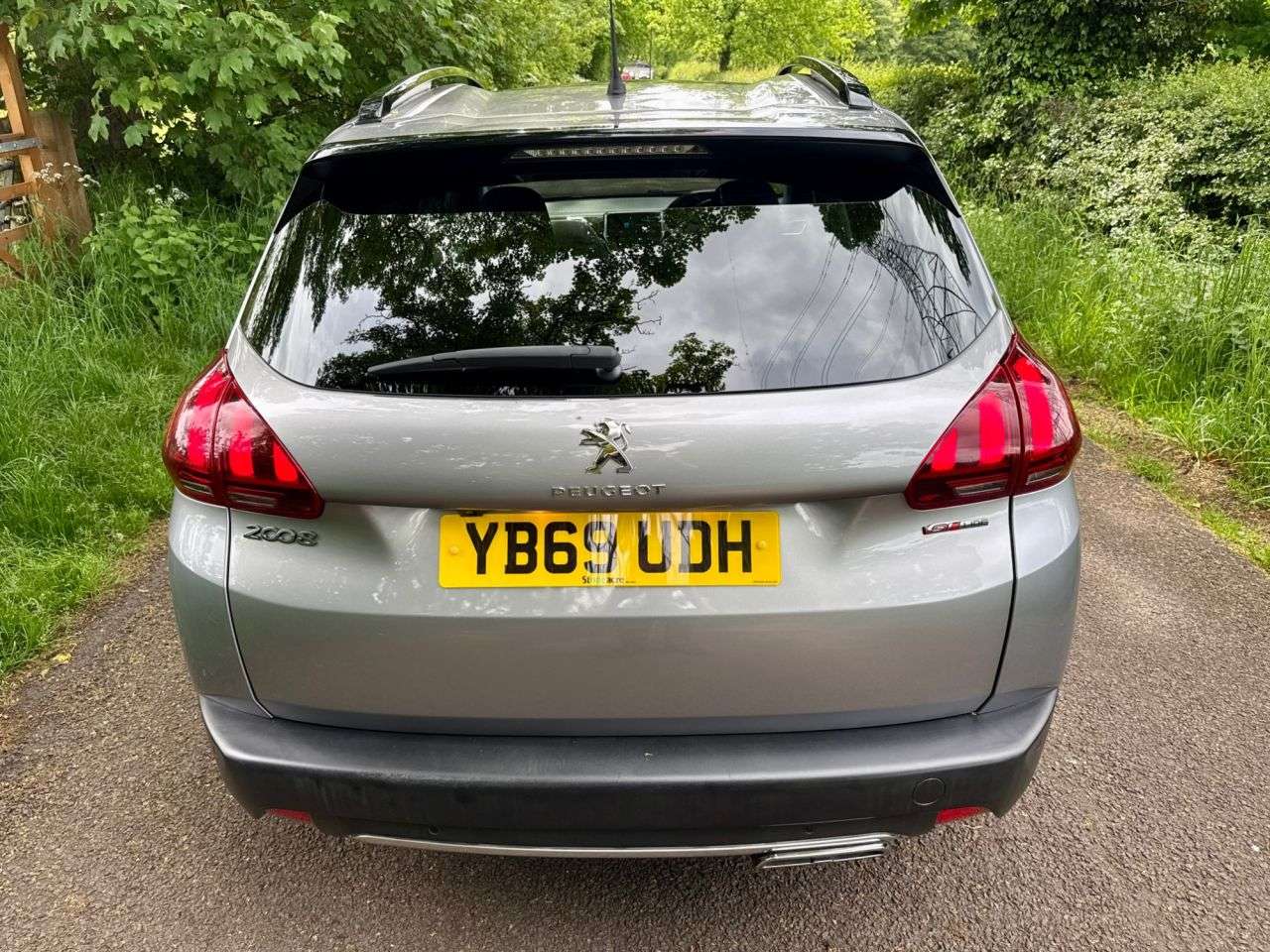 2019 PEUGEOT 2008 2019 PEUGEOT 2008