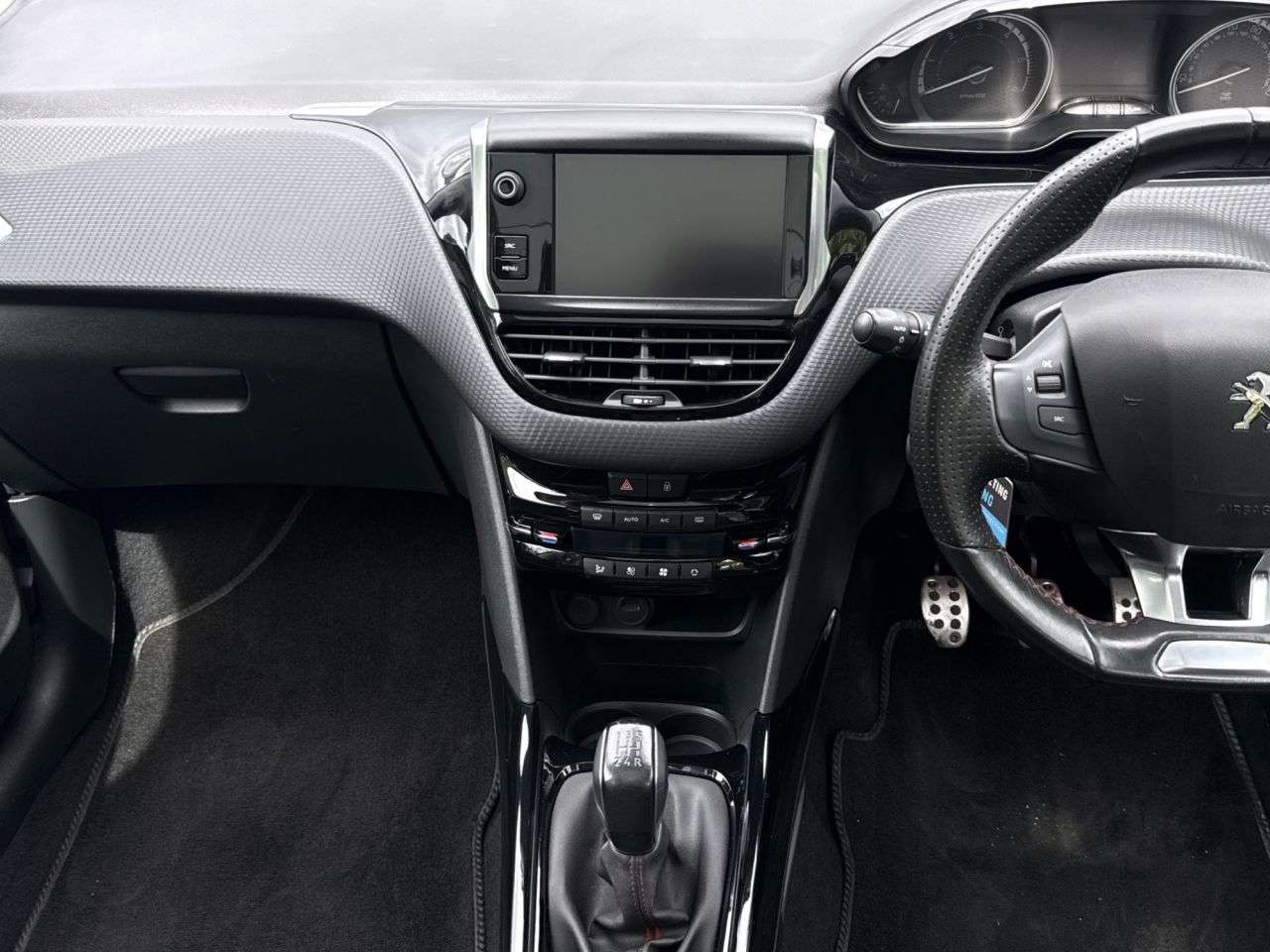 2019 PEUGEOT 2008 2019 PEUGEOT 2008