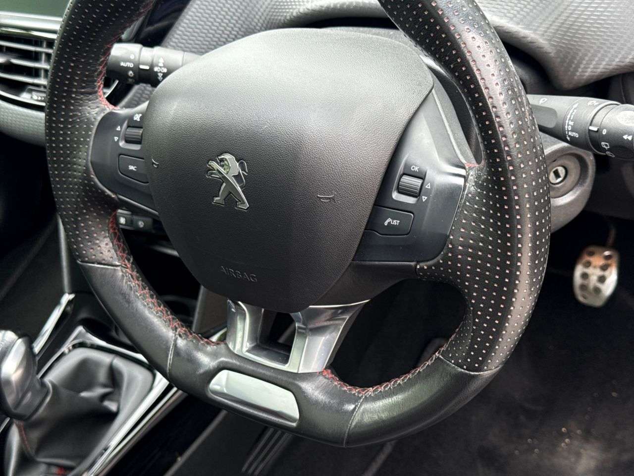 2019 PEUGEOT 2008 2019 PEUGEOT 2008