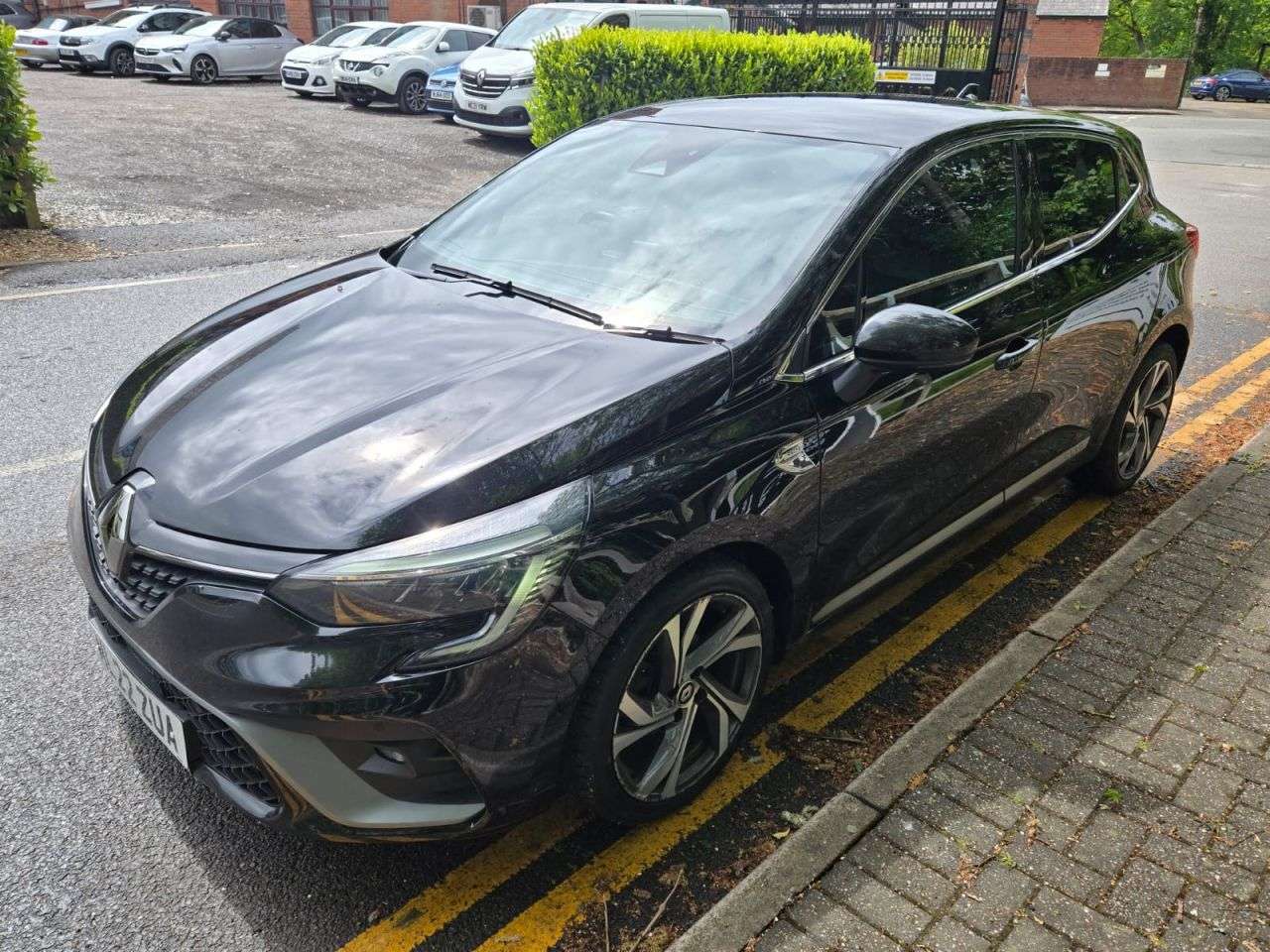 A 2022 RENAULT CLIO 1.0 TCe RS Line Hatchback 5dr Petrol Manual Euro 6 (s/s) (90 ps) A 2022 RENAULT CLIO 1.0 TCe RS Line Hatchback 5dr Petrol Manual Euro 6 (s/s) (90 ps)