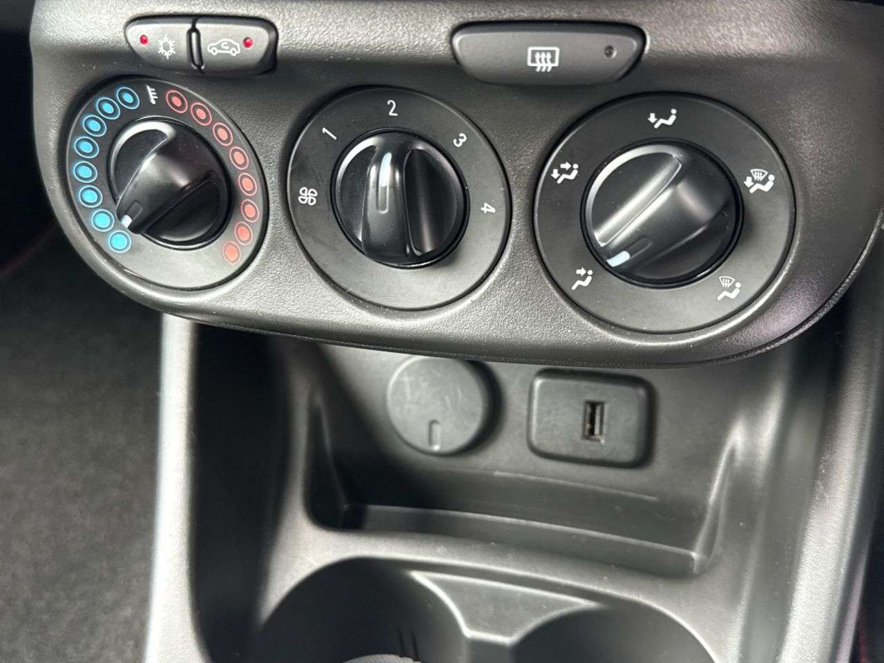 2017 VAUXHALL CORSA 2017 VAUXHALL CORSA