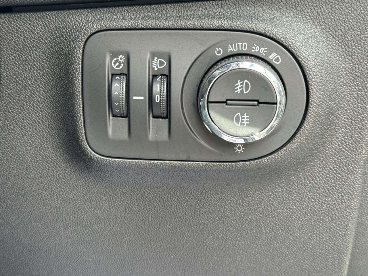 2017 VAUXHALL CORSA 2017 VAUXHALL CORSA