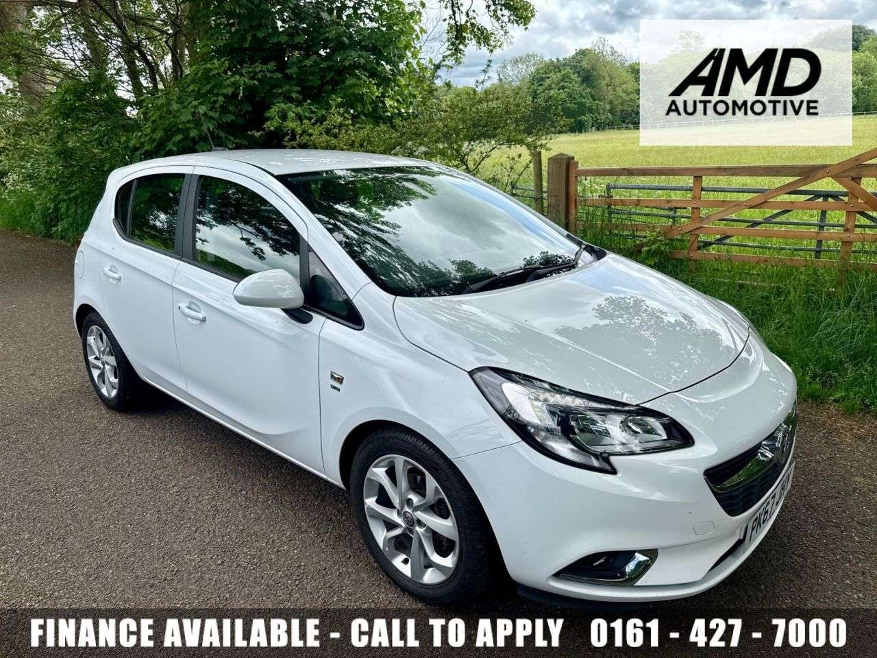 A 2017 VAUXHALL CORSA 1.4i ecoTEC SRi Hatchback 5dr Petrol Manual Euro 6 (75 ps) + SERVICE HISTOR A 2017 VAUXHALL CORSA 1.4i ecoTEC SRi Hatchback 5dr Petrol Manual Euro 6 (75 ps) + SERVICE HISTOR