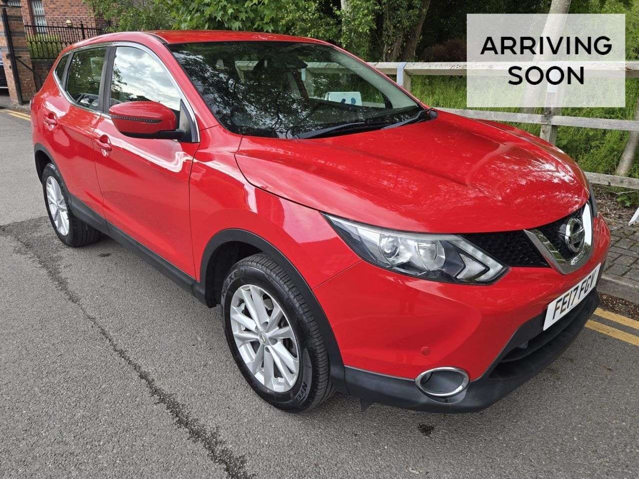 A 2017 NISSAN QASHQAI 1.5 dCi Acenta SUV 5dr Diesel Manual 2WD Euro 6 (s/s) (110 ps) A 2017 NISSAN QASHQAI 1.5 dCi Acenta SUV 5dr Diesel Manual 2WD Euro 6 (s/s) (110 ps)