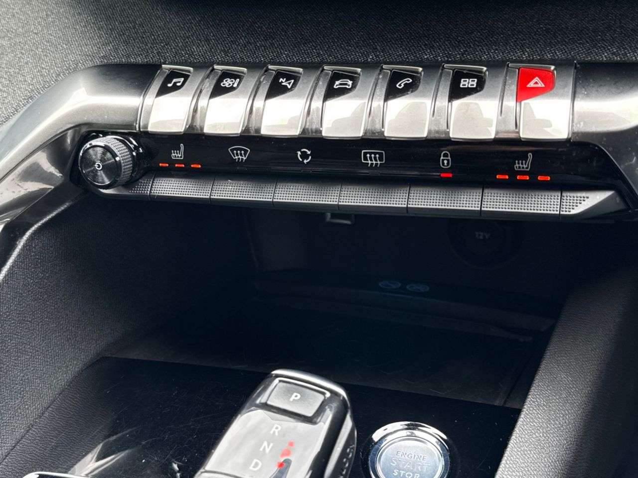 2019 PEUGEOT 3008 2019 PEUGEOT 3008
