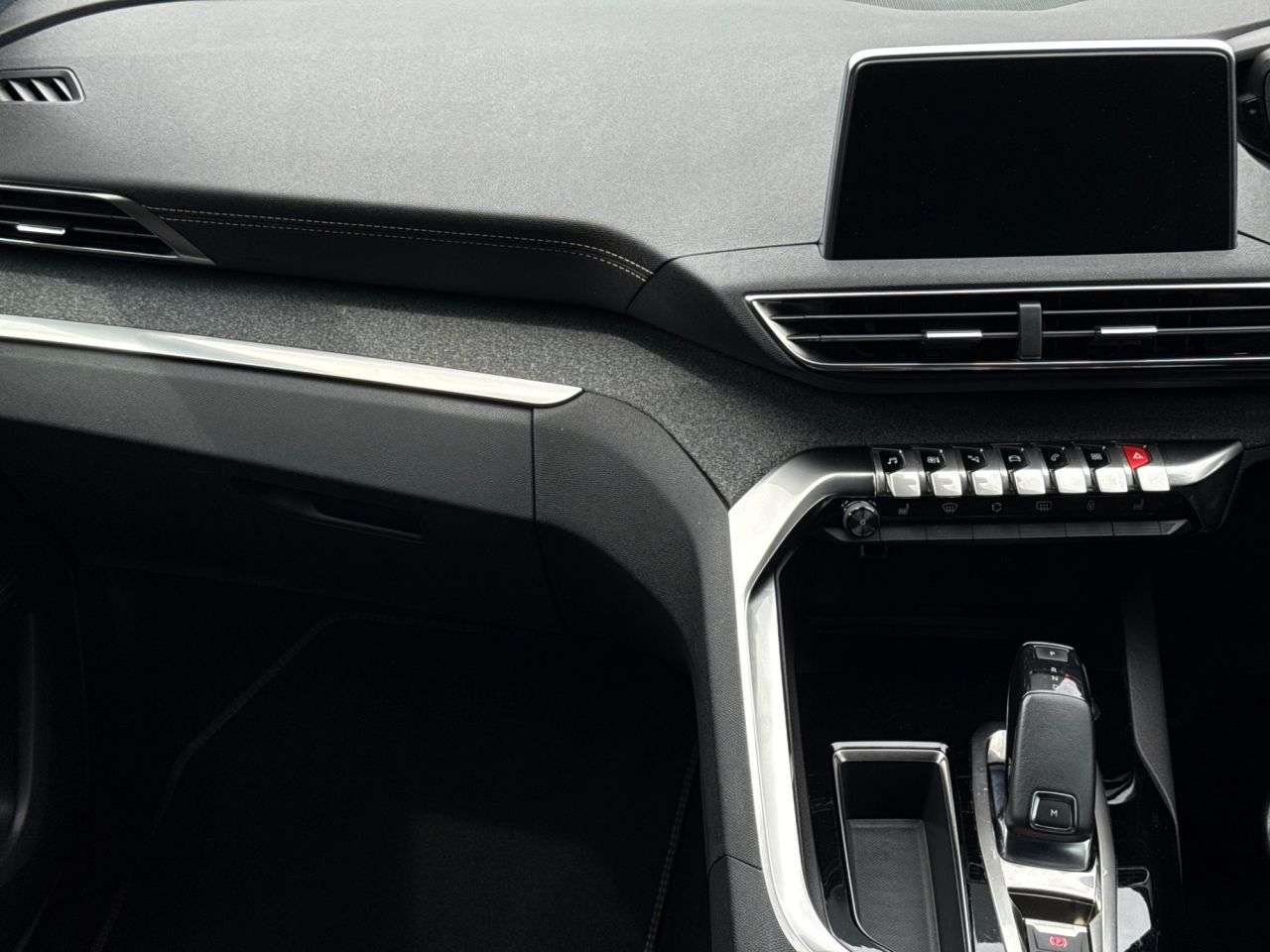 2019 PEUGEOT 3008 2019 PEUGEOT 3008