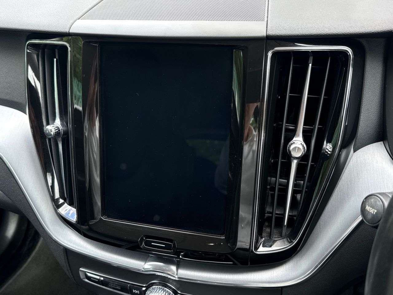2019 VOLVO XC60 2019 VOLVO XC60