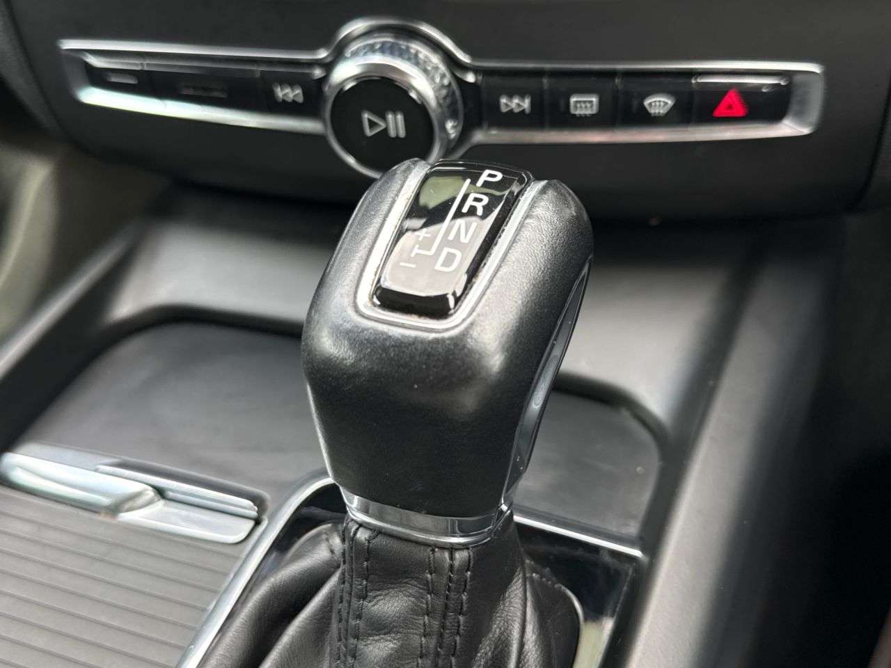 2019 VOLVO XC60 2019 VOLVO XC60