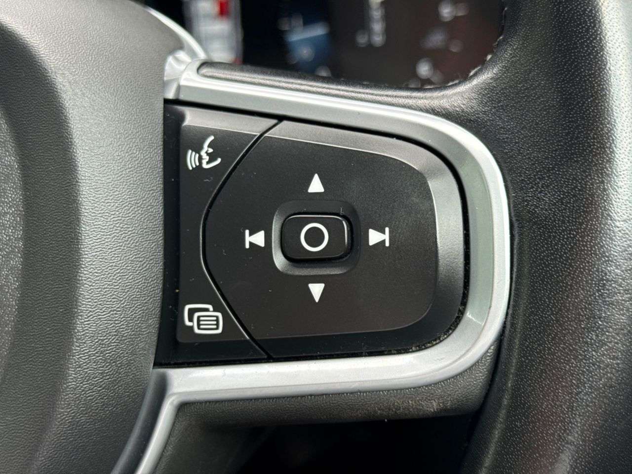 2019 VOLVO XC60 2019 VOLVO XC60