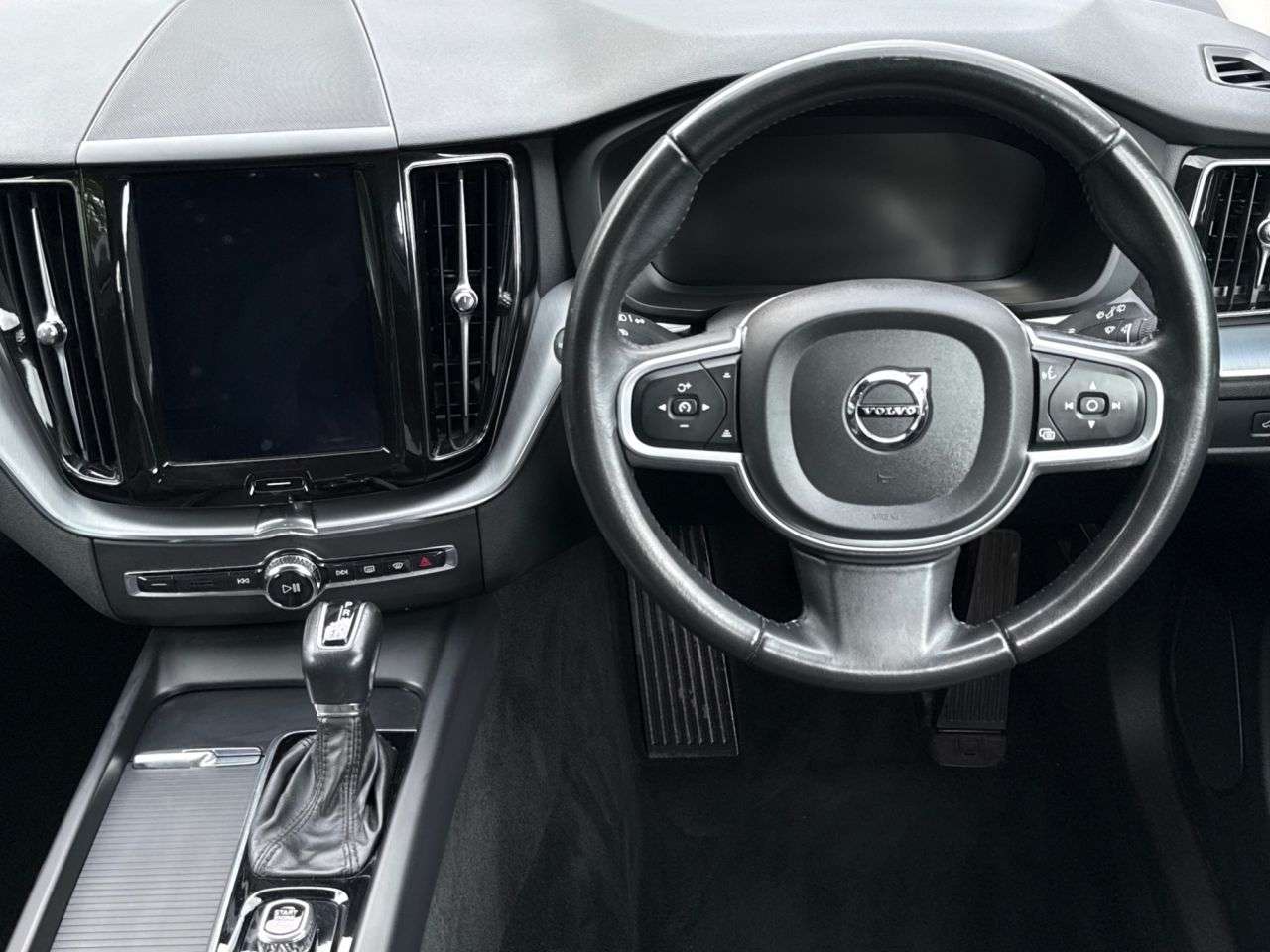 2019 VOLVO XC60 2019 VOLVO XC60
