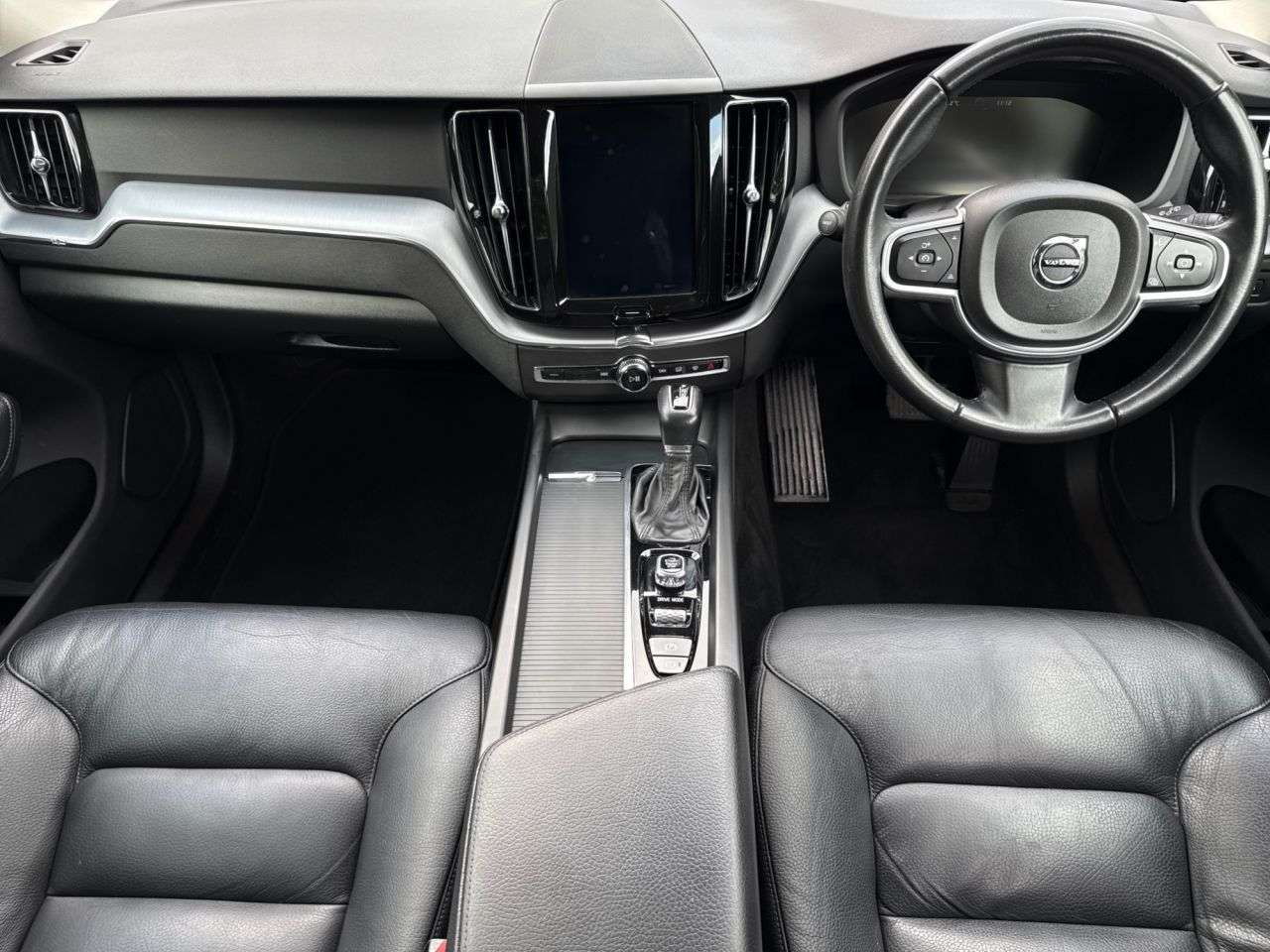 2019 VOLVO XC60 2019 VOLVO XC60
