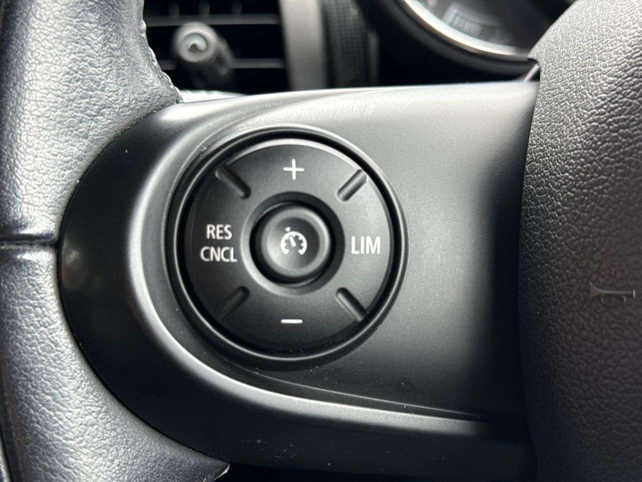2018 MINI HATCH 2018 MINI HATCH