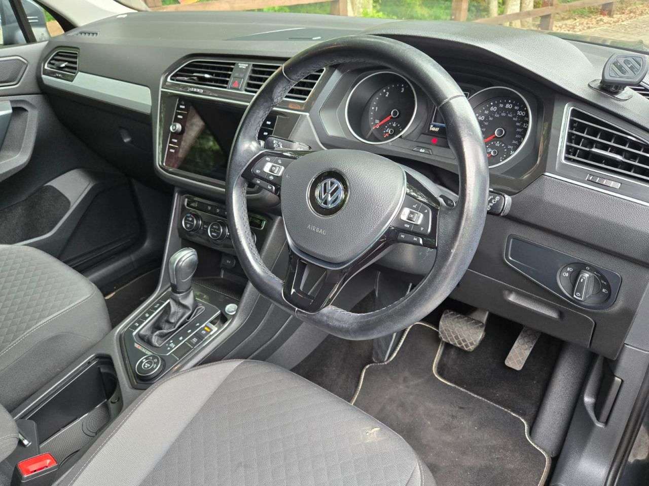 2019 VOLKSWAGEN TIGUAN 2019 VOLKSWAGEN TIGUAN
