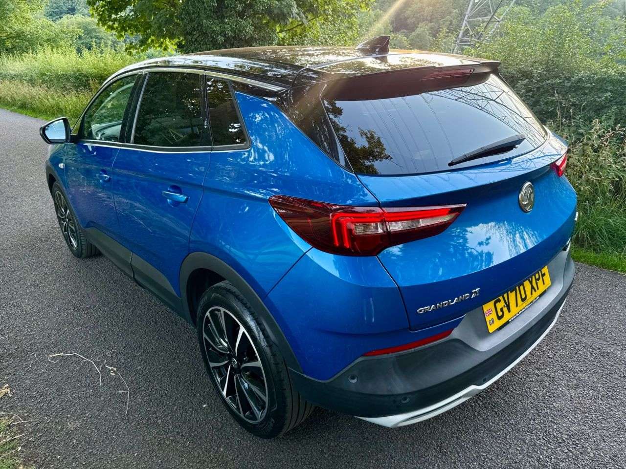 A 2021 VAUXHALL GRANDLAND X 1.2 Turbo Ultimate SUV 5dr Petrol Manual Euro 6 (s/s) (130 ps) + SERVICE HI A 2021 VAUXHALL GRANDLAND X 1.2 Turbo Ultimate SUV 5dr Petrol Manual Euro 6 (s/s) (130 ps) + SERVICE HI