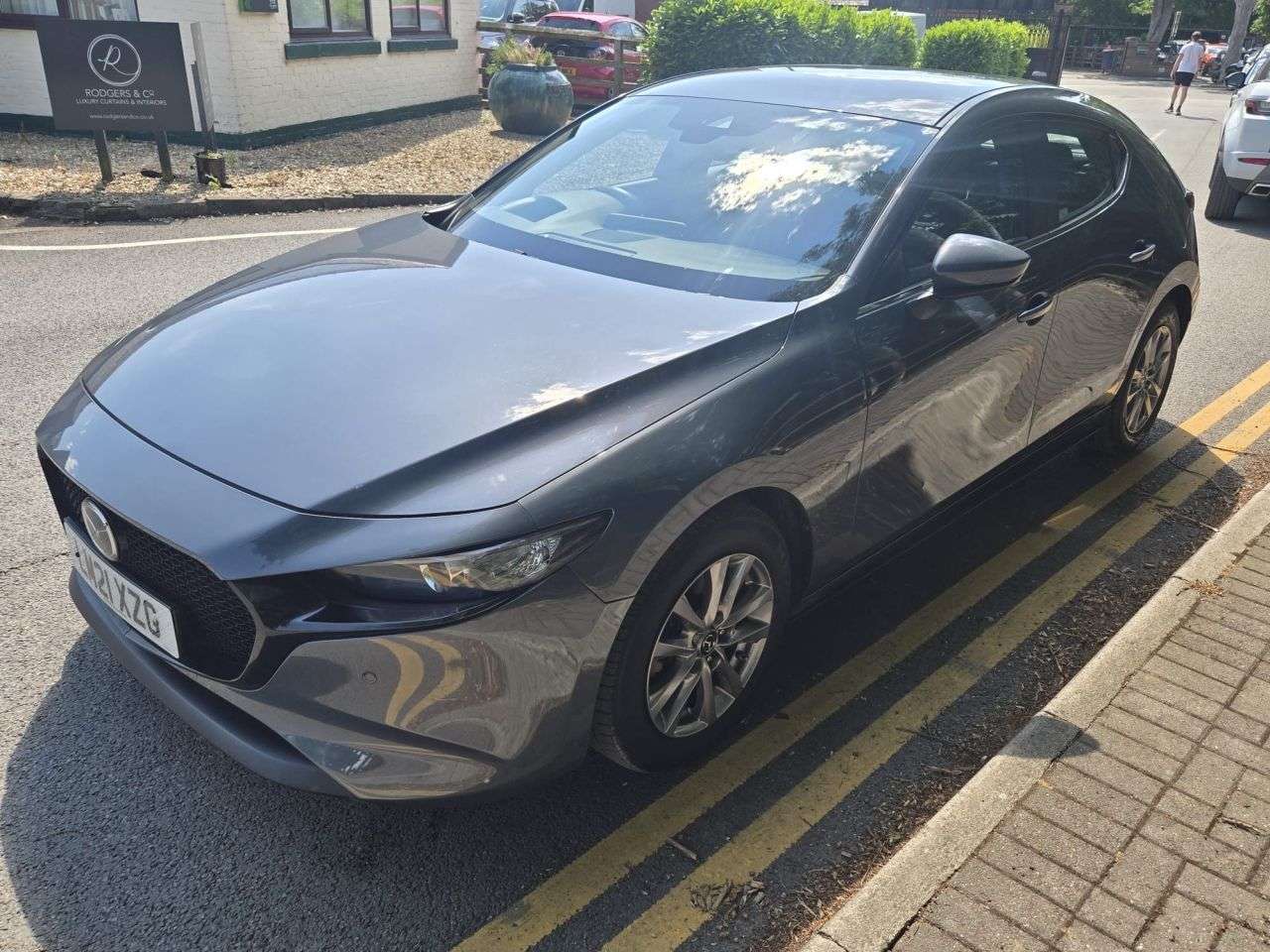 A 2021 MAZDA MAZDA3 2.0 e-SKYACTIV-G MHEV SE-L Lux Hatchback 5dr Petrol Manual Euro 6 (s/s) (12 A 2021 MAZDA MAZDA3 2.0 e-SKYACTIV-G MHEV SE-L Lux Hatchback 5dr Petrol Manual Euro 6 (s/s) (12