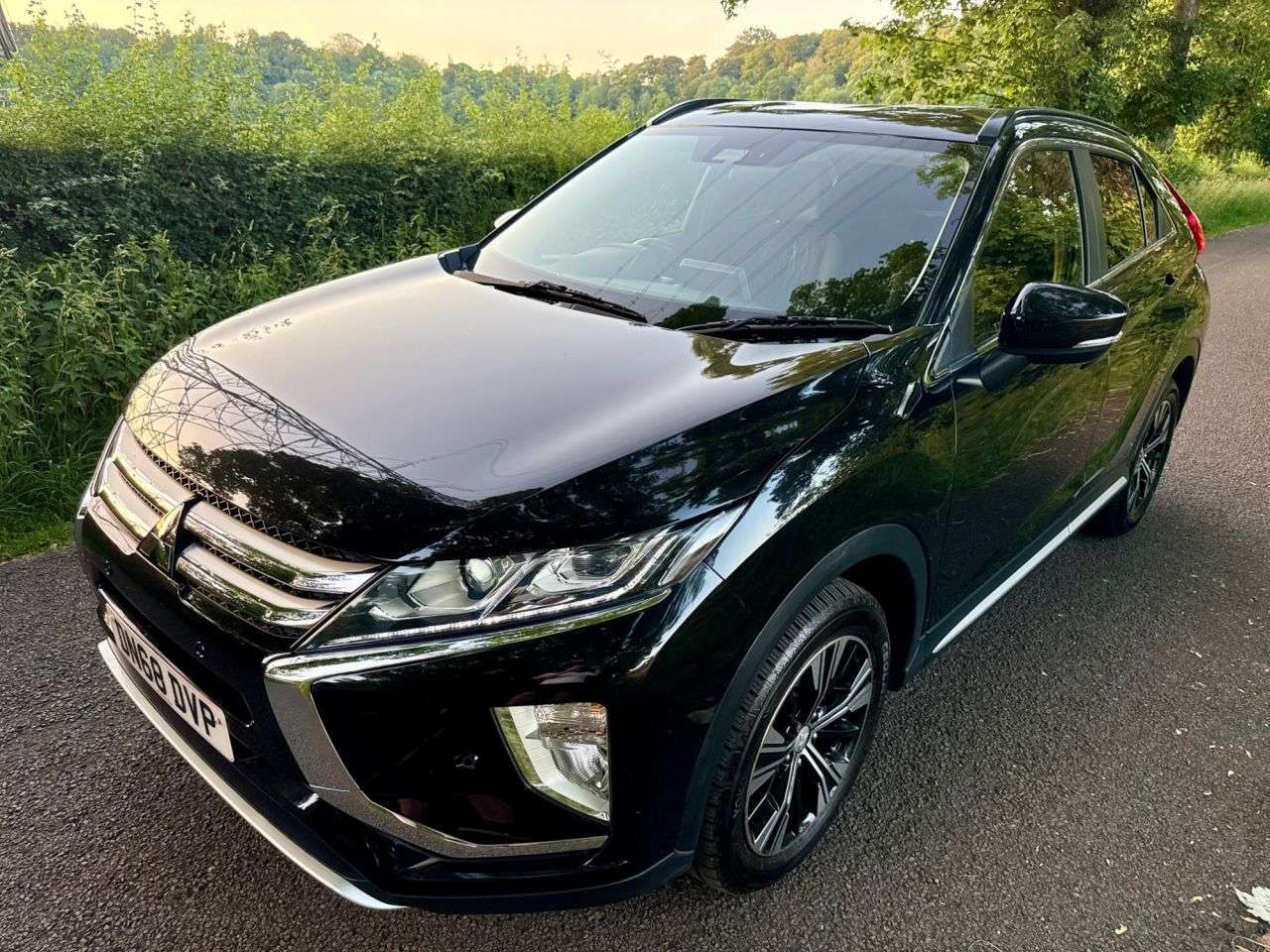 A 2018 MITSUBISHI ECLIPSE CROSS 1.5T 3 SUV 5dr Petrol CVT 4WD Euro 6 (s/s) (163 ps) + SERVICE HISTORY + BLU A 2018 MITSUBISHI ECLIPSE CROSS 1.5T 3 SUV 5dr Petrol CVT 4WD Euro 6 (s/s) (163 ps) + SERVICE HISTORY + BLU