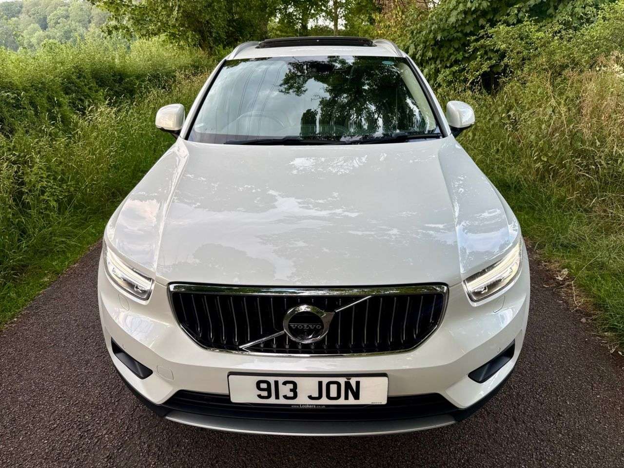 2019 VOLVO XC40 2019 VOLVO XC40