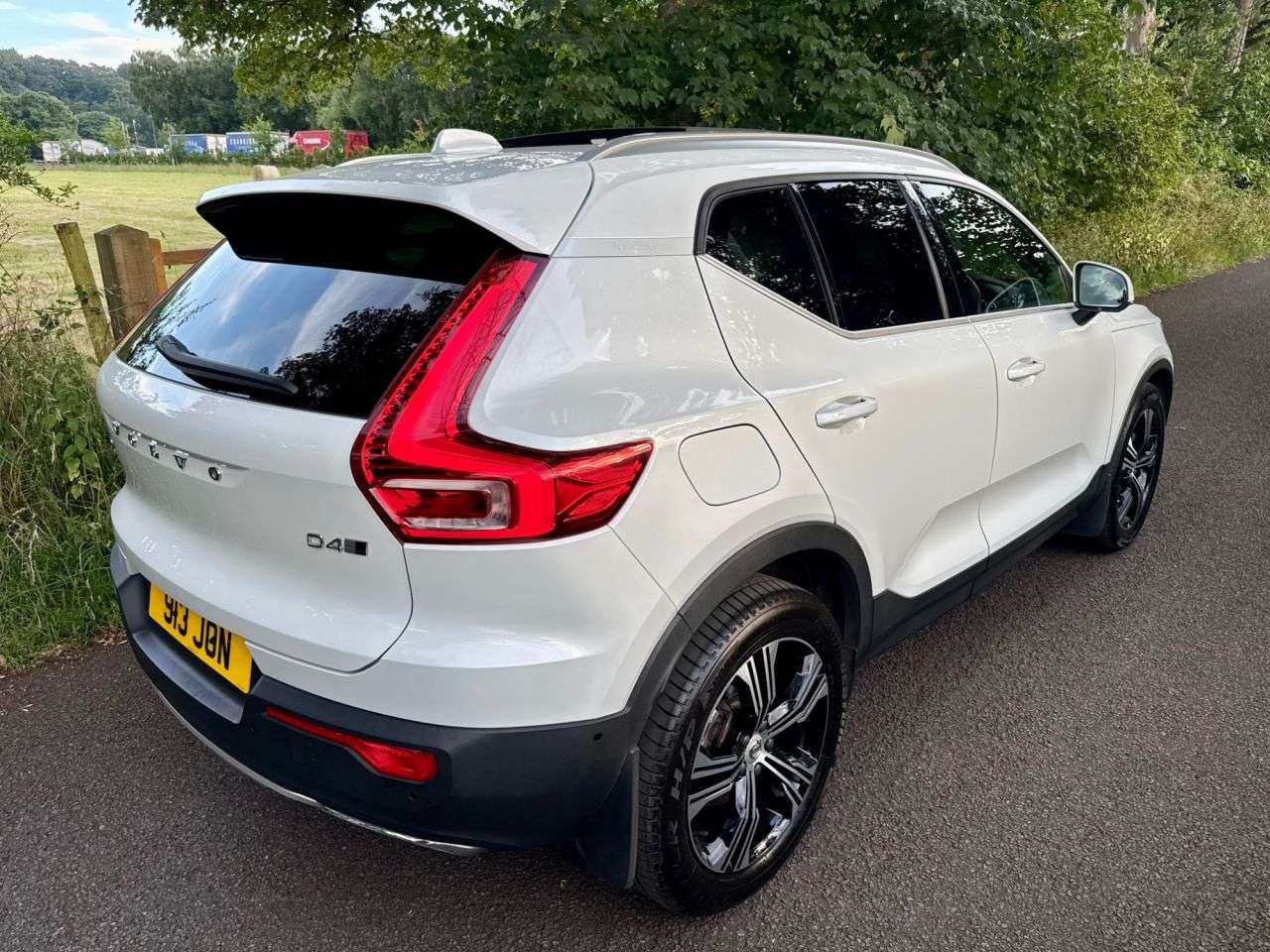 2019 VOLVO XC40 2019 VOLVO XC40