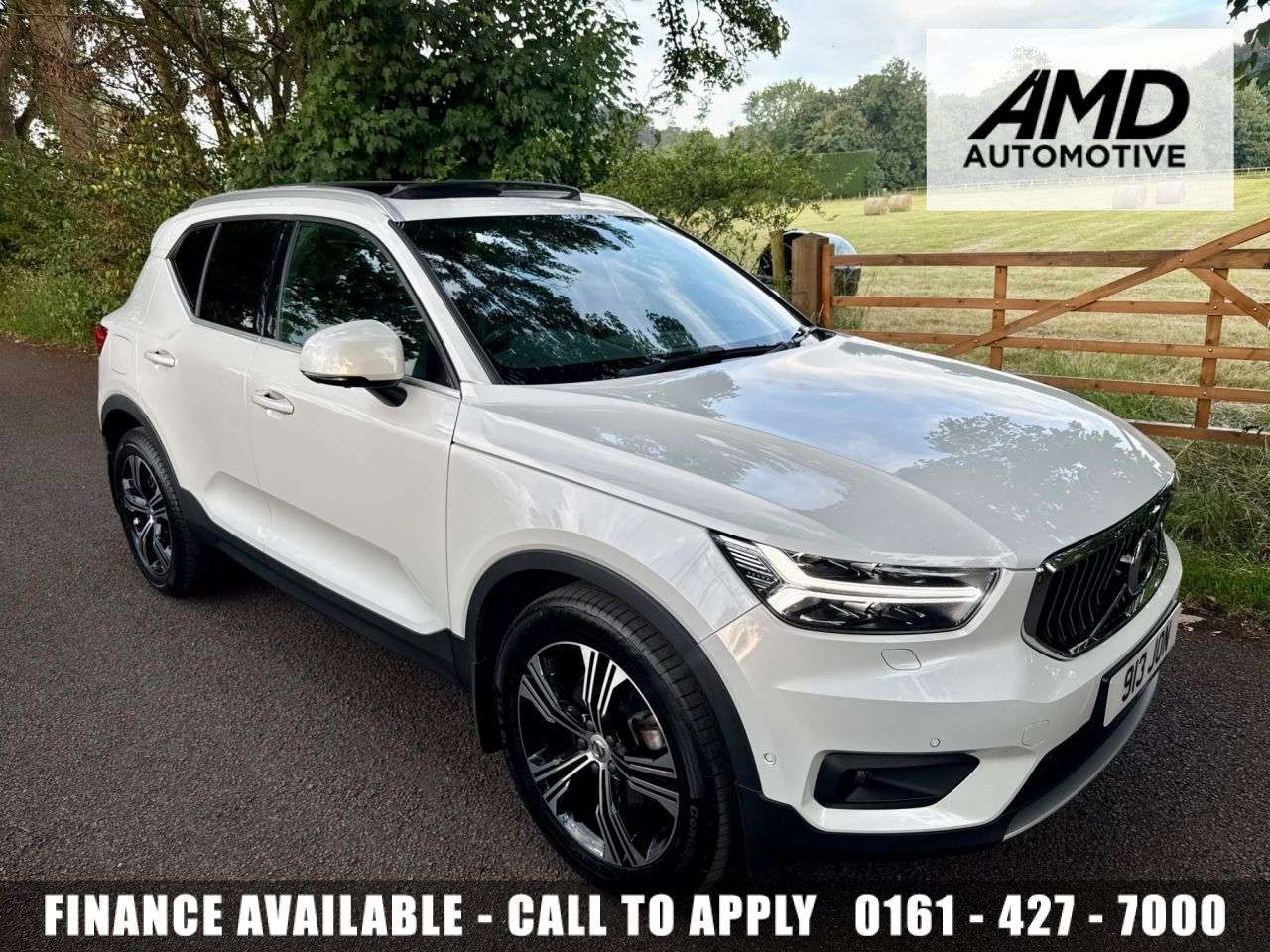 A 2019 VOLVO XC40 2.0 D4 Inscription Pro SUV 5dr Diesel Automatic AWD Euro 6 (s/s) (190 ps) A 2019 VOLVO XC40 2.0 D4 Inscription Pro SUV 5dr Diesel Automatic AWD Euro 6 (s/s) (190 ps)