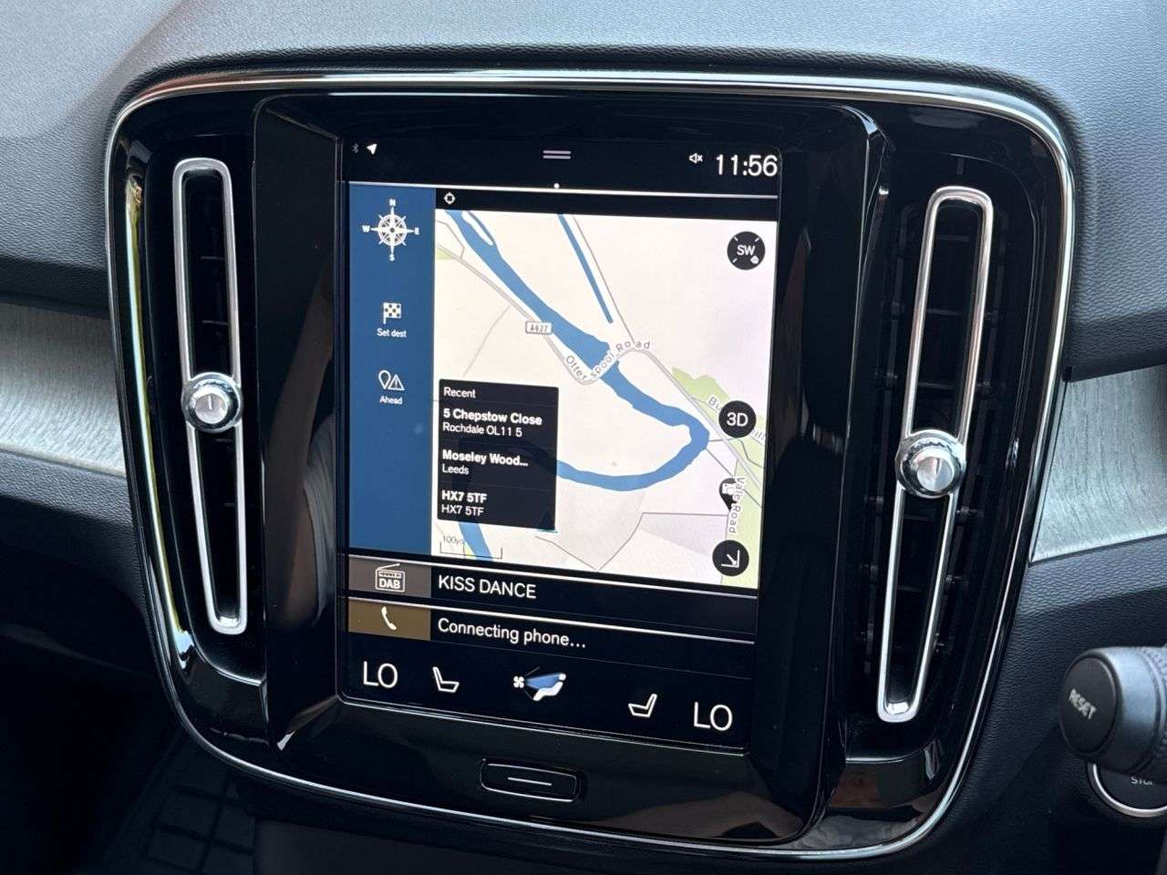 2019 VOLVO XC40 2019 VOLVO XC40