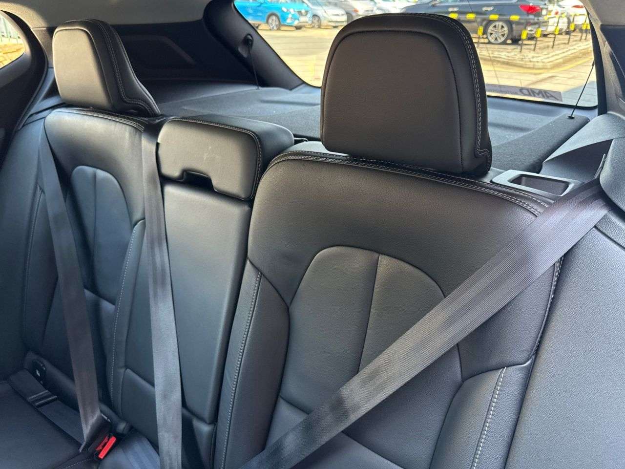 2019 VOLVO XC40 2019 VOLVO XC40