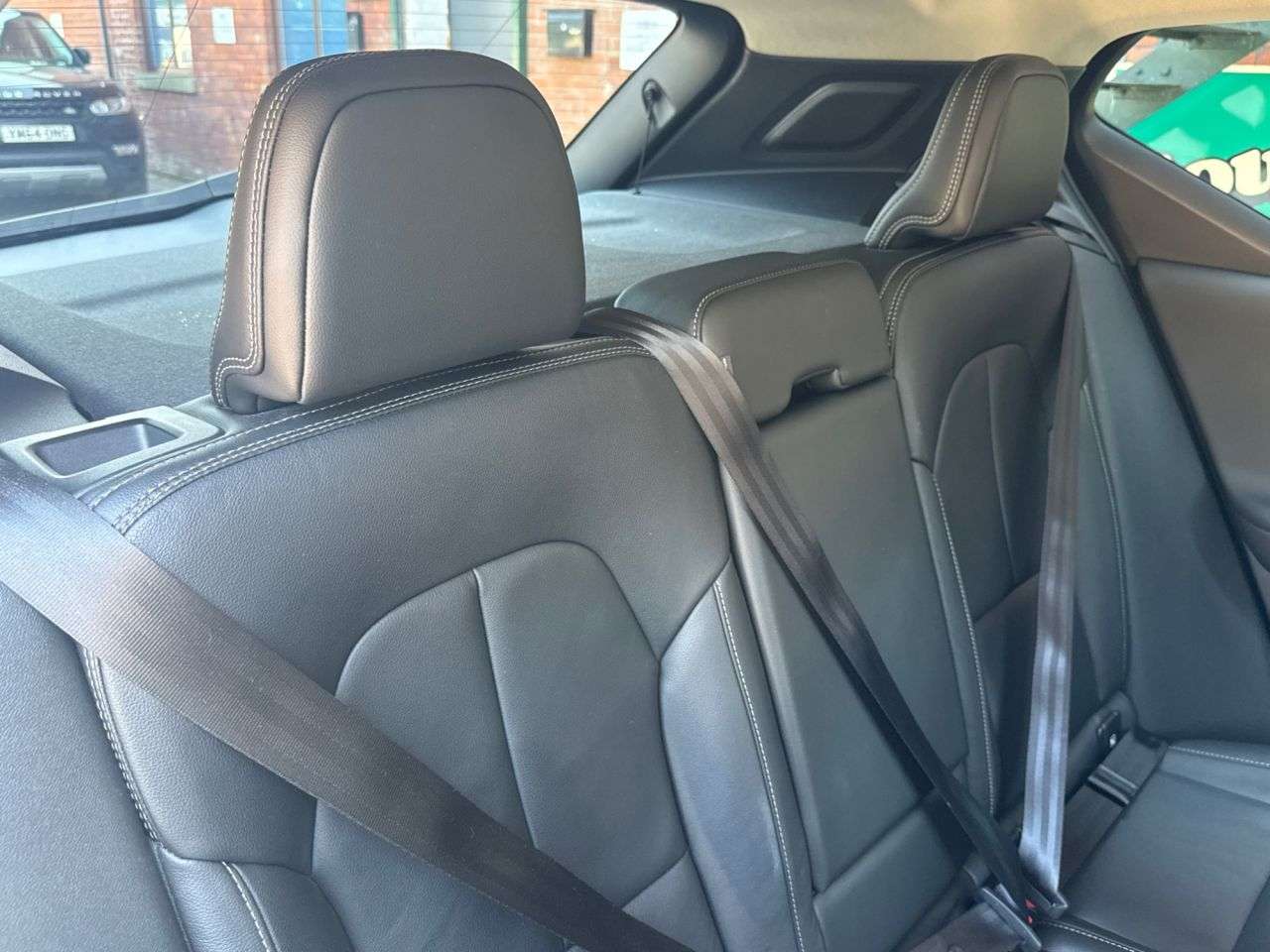 2019 VOLVO XC40 2019 VOLVO XC40