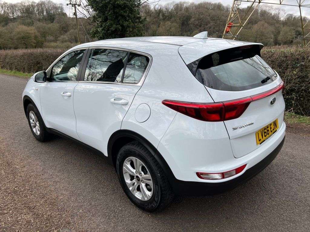A 2016 KIA SPORTAGE 1.6 GDi 1 SUV 5dr Petrol Manual Euro 6 (130 bhp) + SERVICE HISTORY + BLUETO A 2016 KIA SPORTAGE 1.6 GDi 1 SUV 5dr Petrol Manual Euro 6 (130 bhp) + SERVICE HISTORY + BLUETO