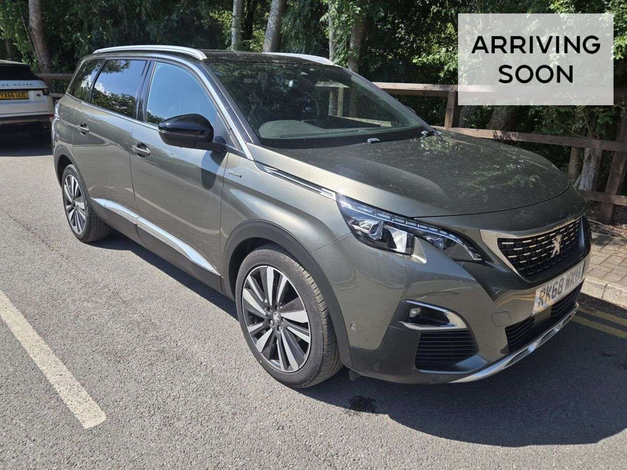 A 2018 PEUGEOT 5008 1.5 BlueHDi GT Line Premium SUV 5dr Diesel Manual Euro 6 (s/s) (130 ps) A 2018 PEUGEOT 5008 1.5 BlueHDi GT Line Premium SUV 5dr Diesel Manual Euro 6 (s/s) (130 ps)