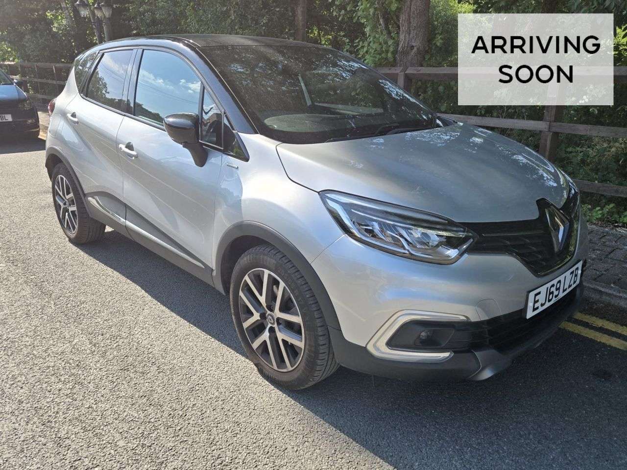A 2020 RENAULT CAPTUR 1.3 TCe ENERGY S Edition SUV 5dr Petrol EDC Euro 6 (s/s) (150 ps) A 2020 RENAULT CAPTUR 1.3 TCe ENERGY S Edition SUV 5dr Petrol EDC Euro 6 (s/s) (150 ps)