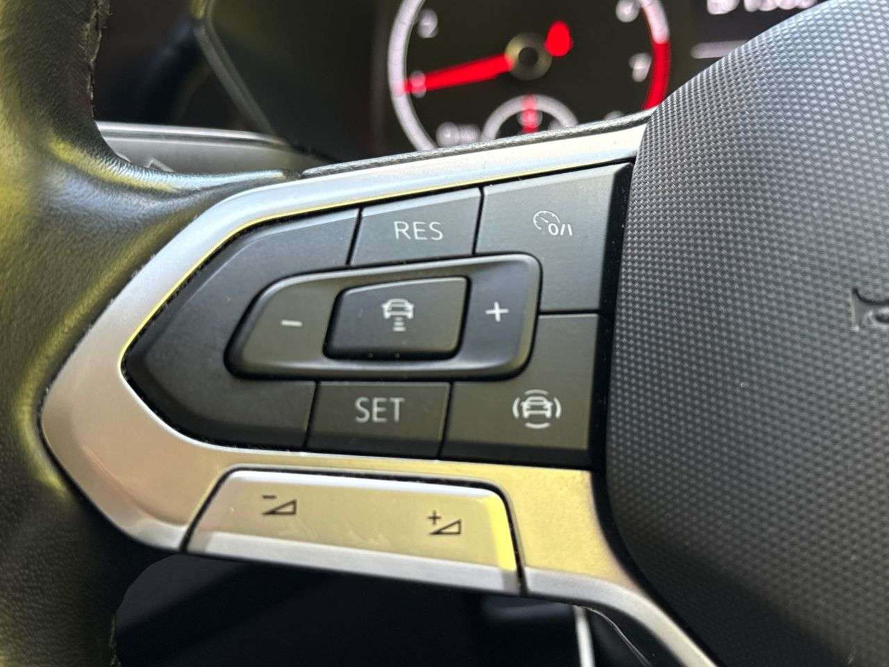 2021 VOLKSWAGEN T-CROSS 2021 VOLKSWAGEN T-CROSS