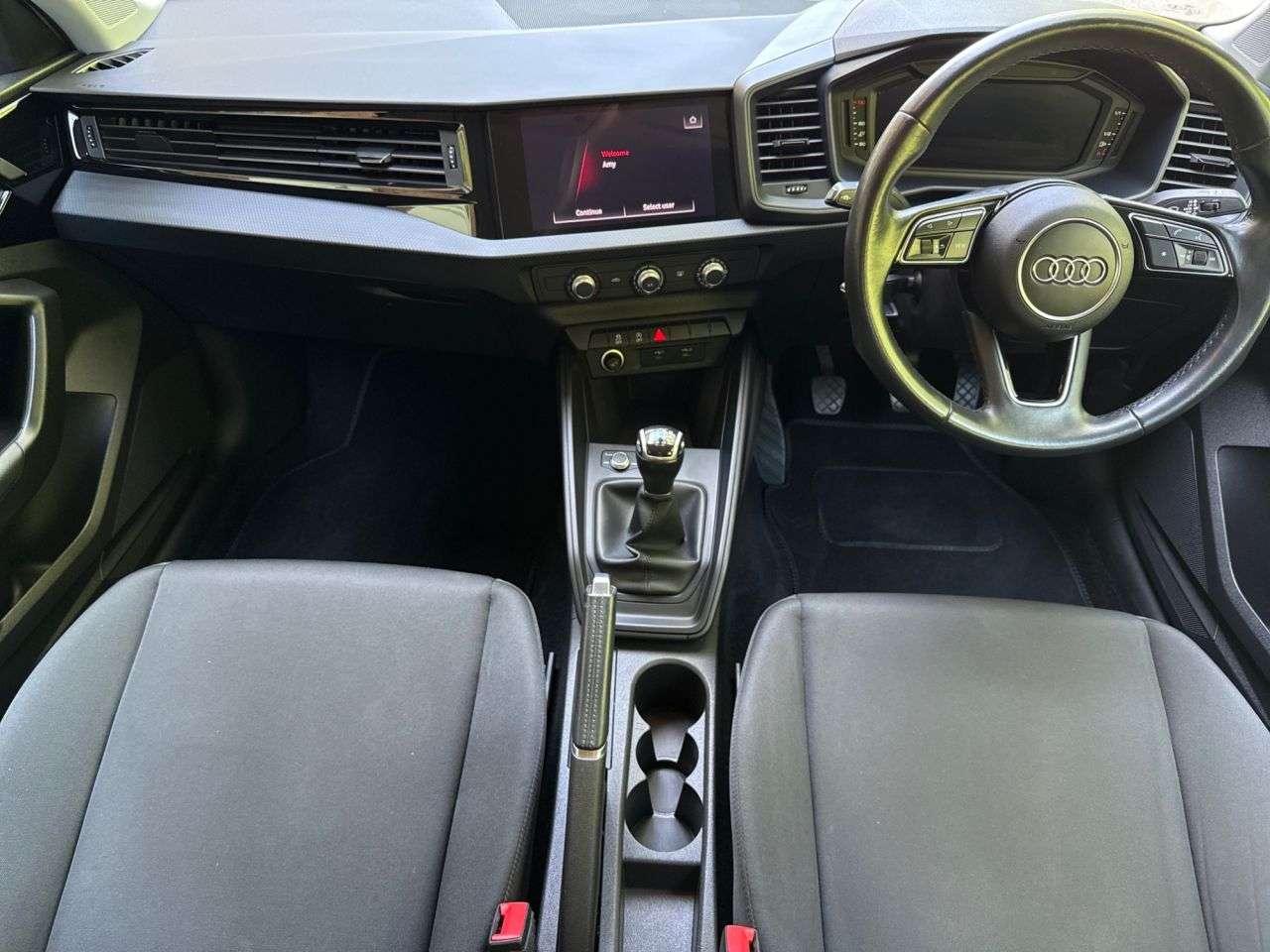 2021 AUDI A1 2021 AUDI A1