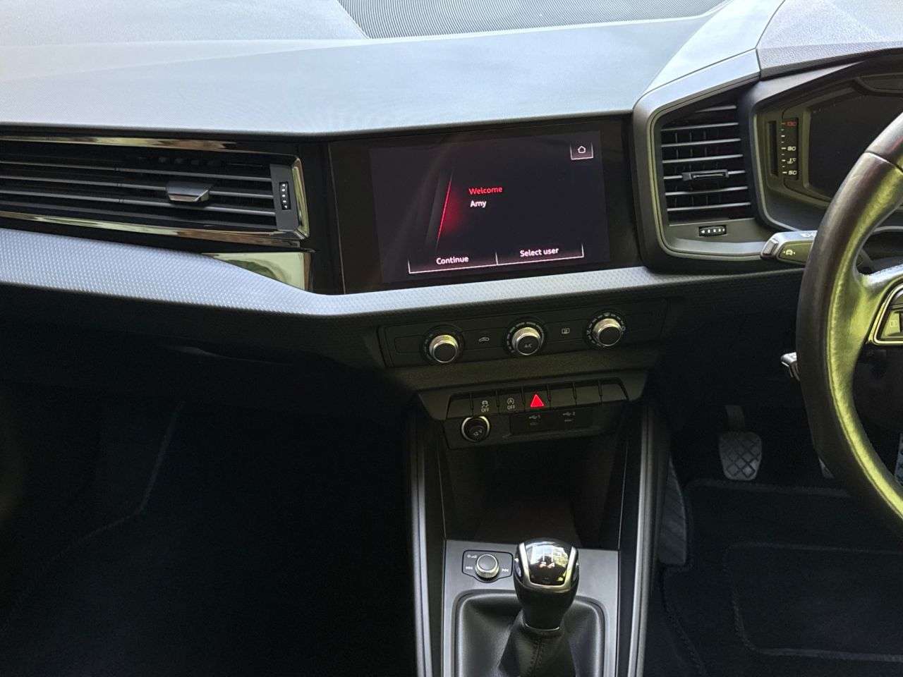 2021 AUDI A1 2021 AUDI A1