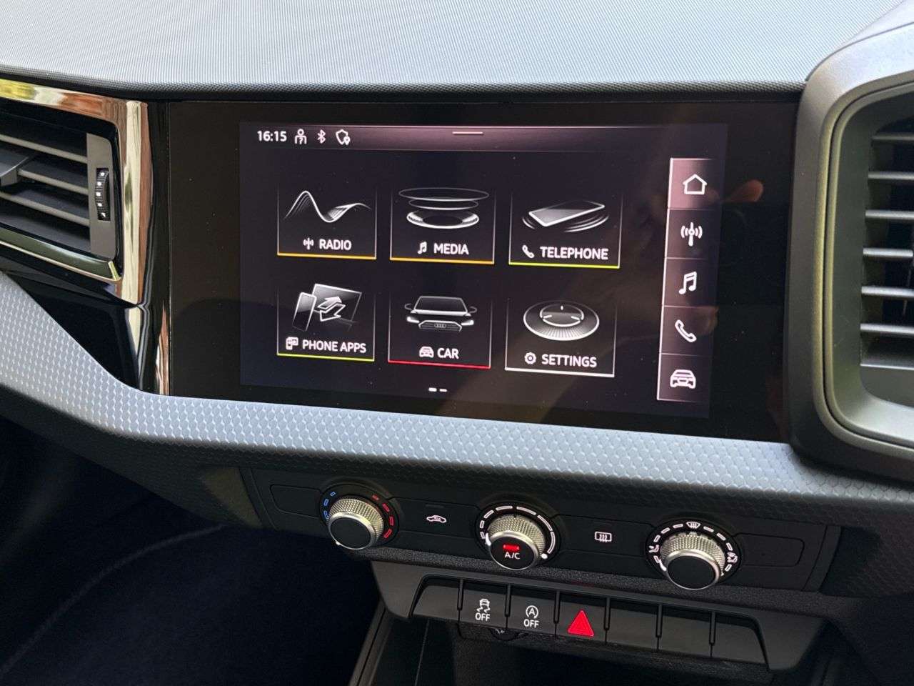 2021 AUDI A1 2021 AUDI A1