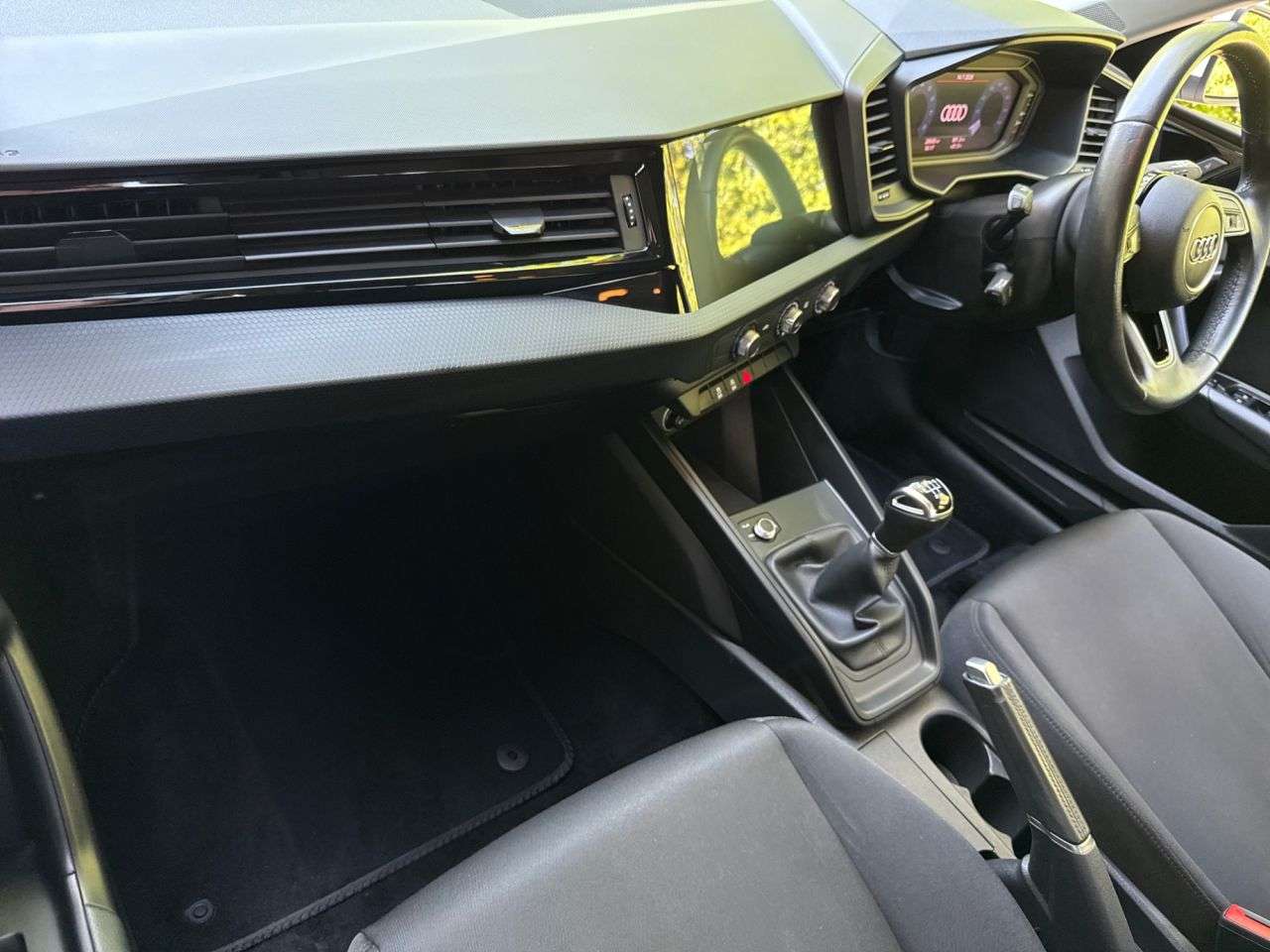 2021 AUDI A1 2021 AUDI A1