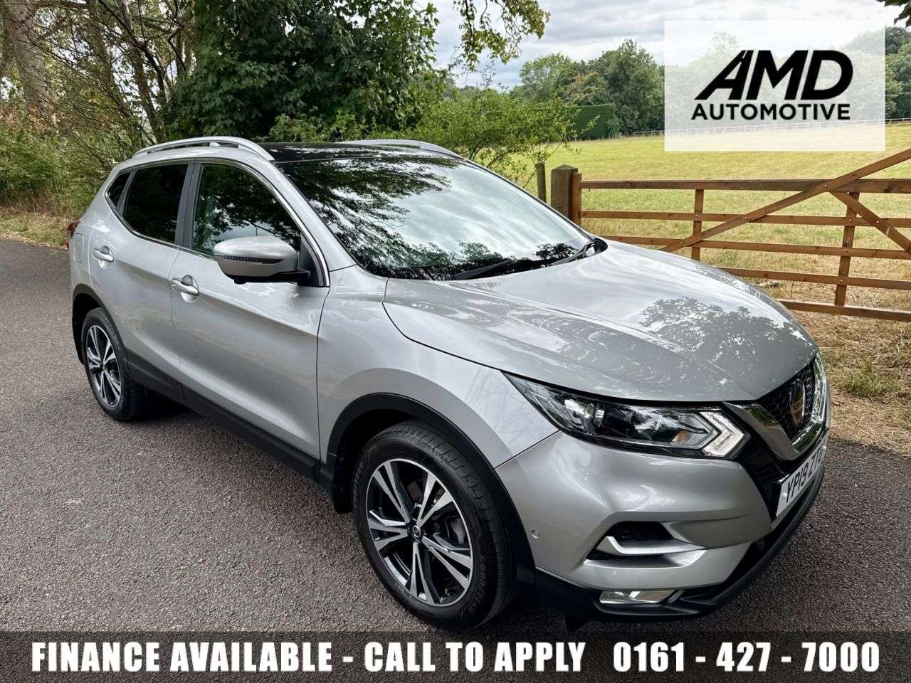 A 2019 NISSAN QASHQAI 1.3 DIG-T N-Connecta SUV 5dr Petrol Manual Euro 6 (s/s) (140 ps) + SERVICE A 2019 NISSAN QASHQAI 1.3 DIG-T N-Connecta SUV 5dr Petrol Manual Euro 6 (s/s) (140 ps) + SERVICE