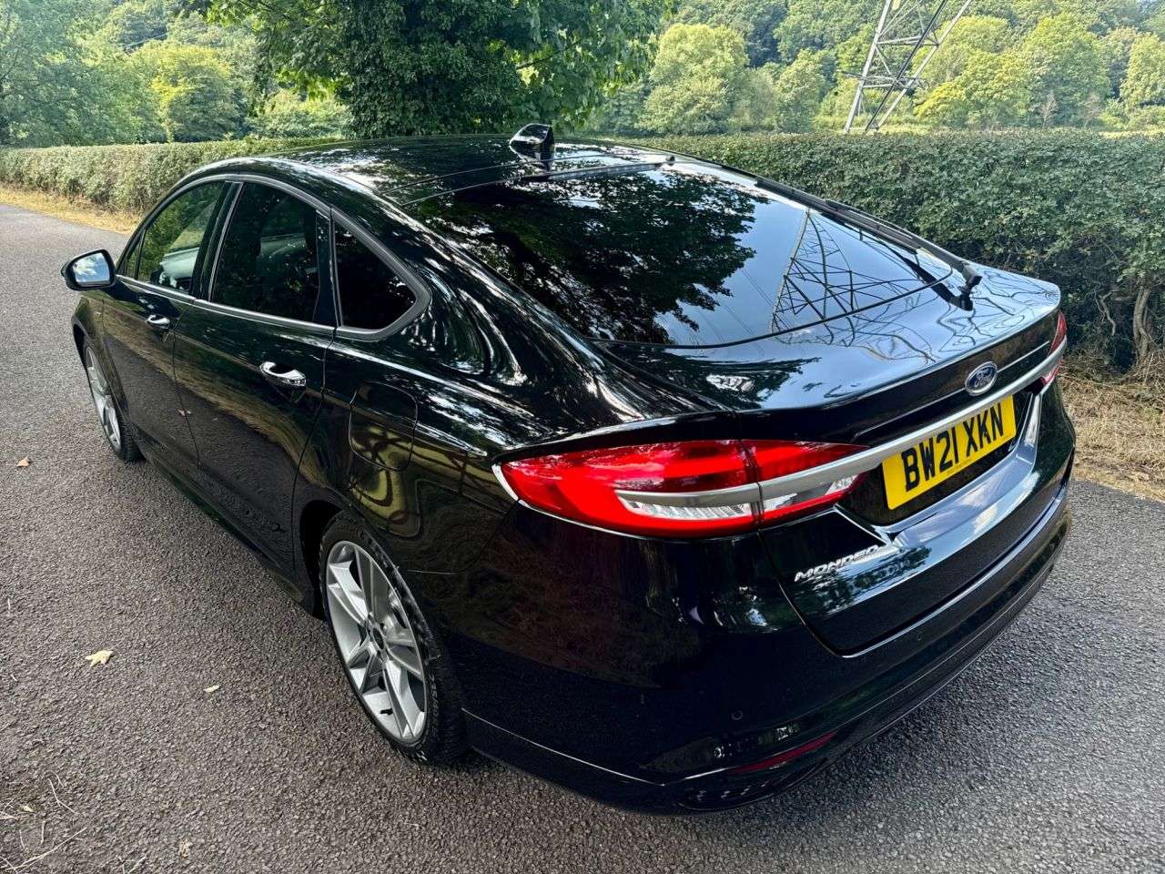 A 2021 FORD MONDEO 2.0 EcoBlue ST-Line Edition Hatchback 5dr Diesel Manual Euro 6 (s/s) (150 p A 2021 FORD MONDEO 2.0 EcoBlue ST-Line Edition Hatchback 5dr Diesel Manual Euro 6 (s/s) (150 p