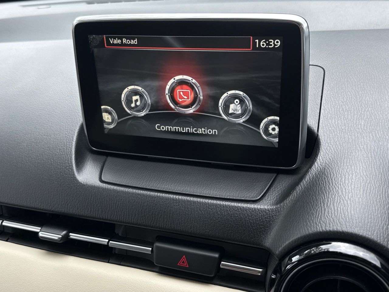 2016 MAZDA MAZDA2 2016 MAZDA MAZDA2