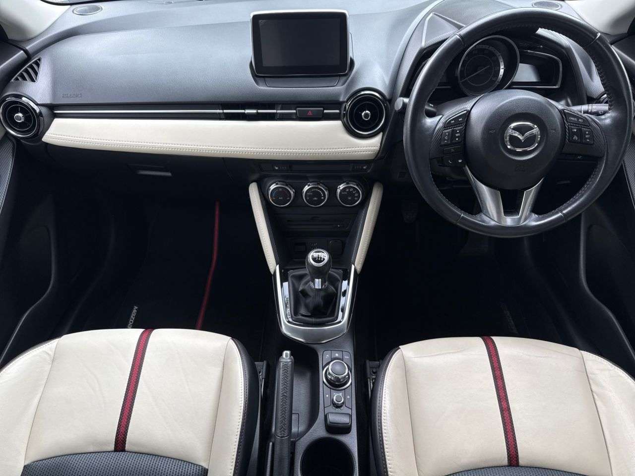 2016 MAZDA MAZDA2 2016 MAZDA MAZDA2