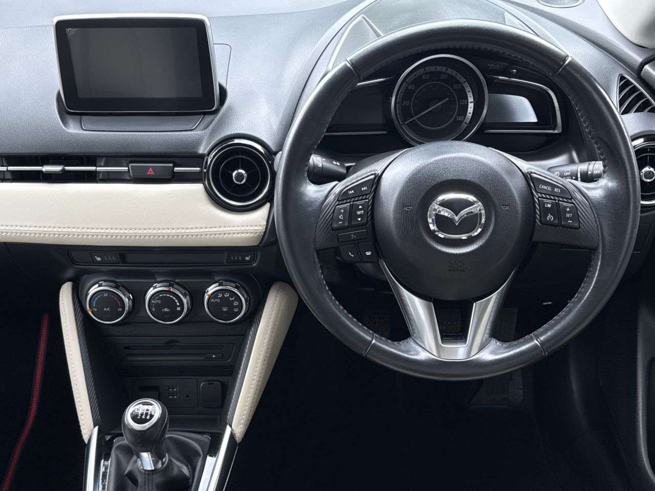2016 MAZDA MAZDA2 2016 MAZDA MAZDA2