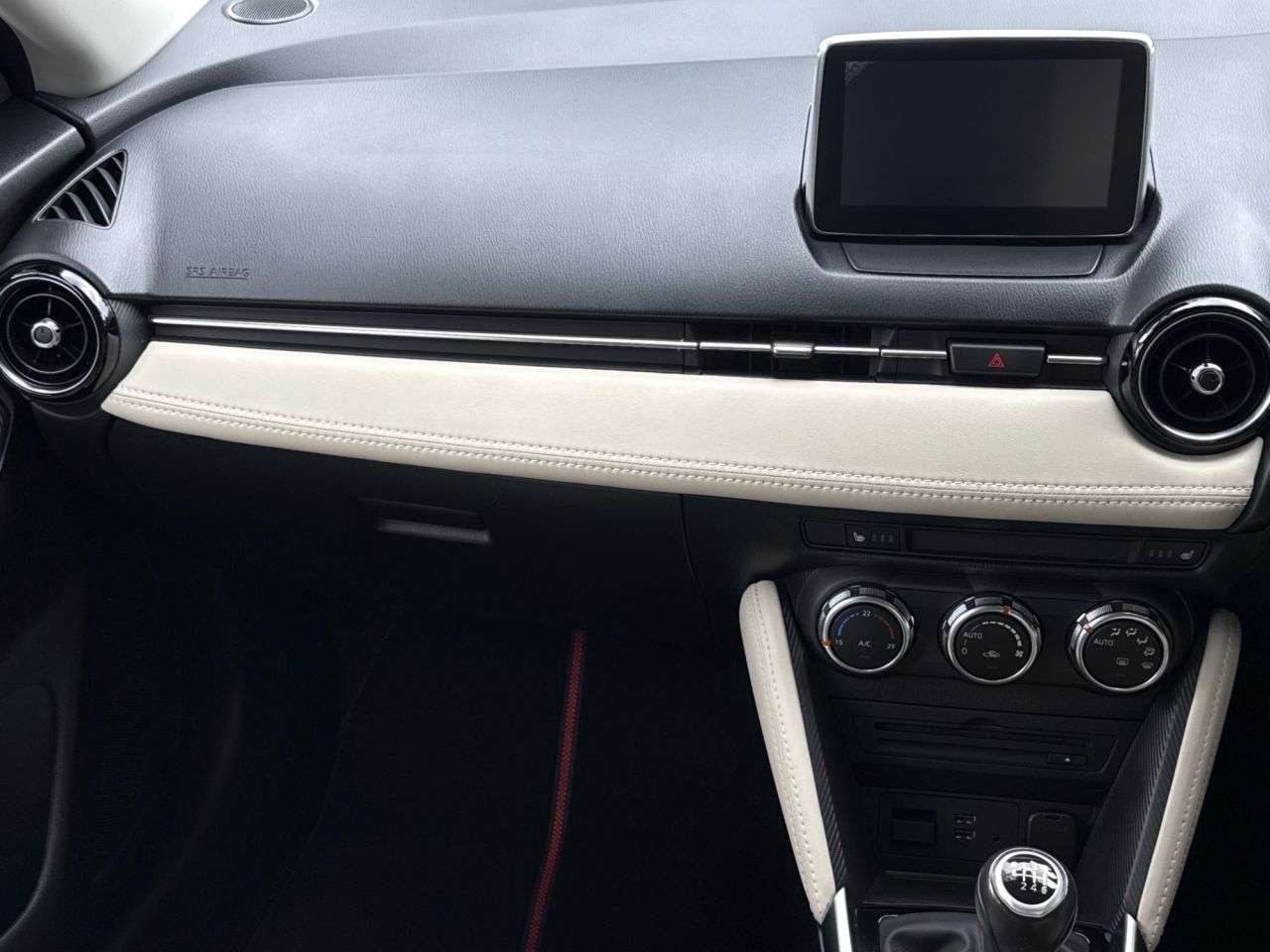 2016 MAZDA MAZDA2 2016 MAZDA MAZDA2