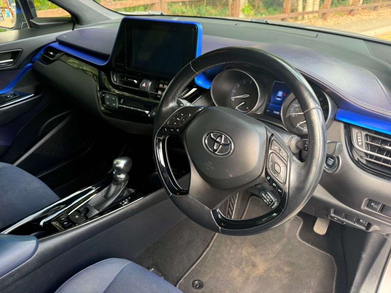 2017 TOYOTA C-HR 2017 TOYOTA C-HR