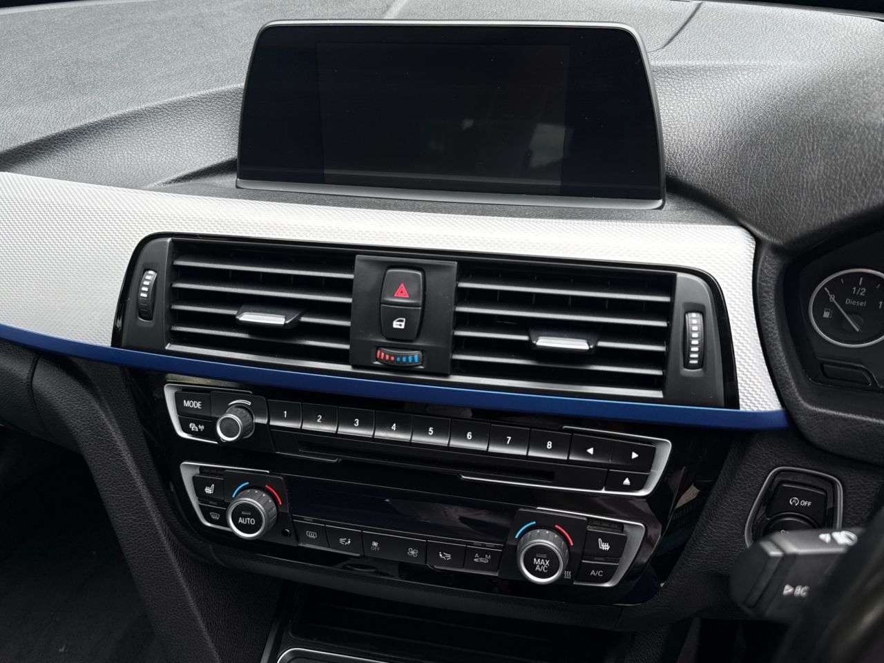 2017 BMW 3 SERIES 2017 BMW 3 SERIES
